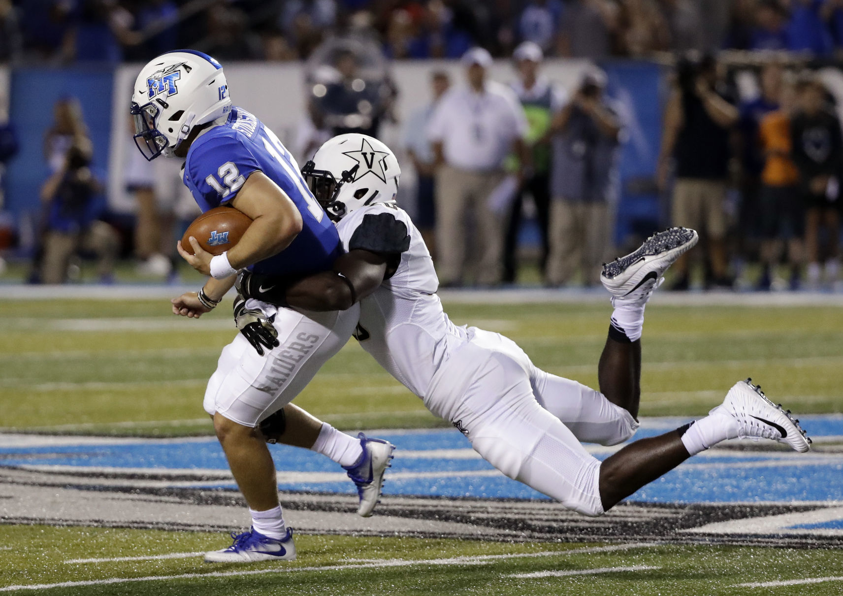 Oren Burks − third round (No. 88)